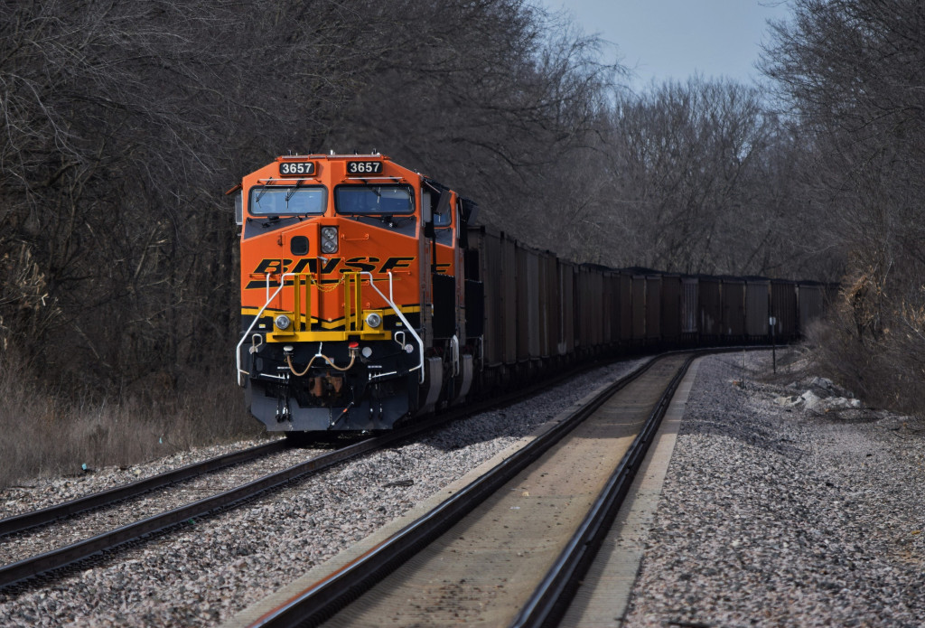 BNSF 3657 South